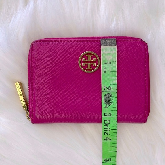 Tory Burch Zip Wallet Keychain - Picture 12 of 12